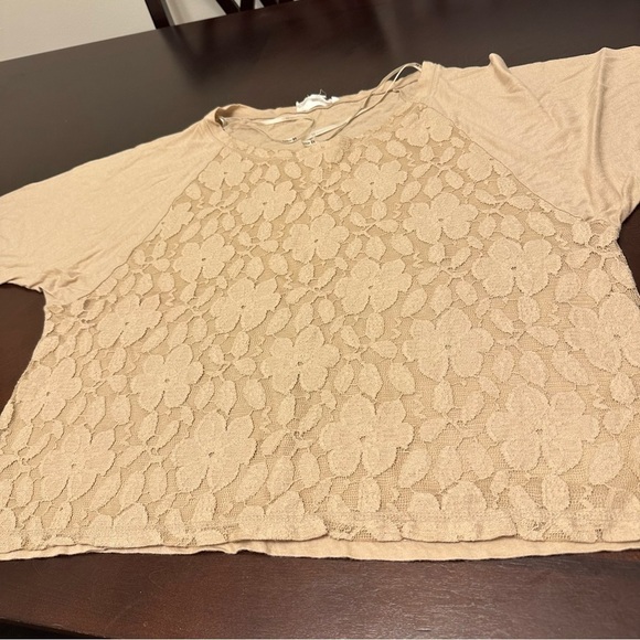 FOREVER 21 Tan Lace Floral Top Size M Medium - Picture 3 of 8